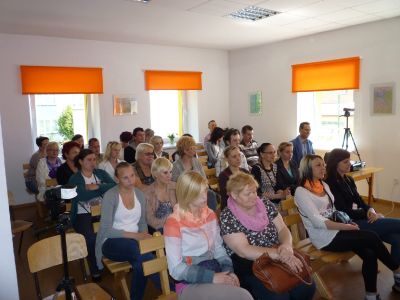 Zdjęcia z konferencji inaugurującej projekt pn.: :Chwyć drugą szansę!